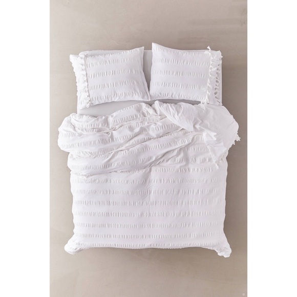 Urban Outfitters Bedding Urban Outfitters Riley Seersucker Fringe